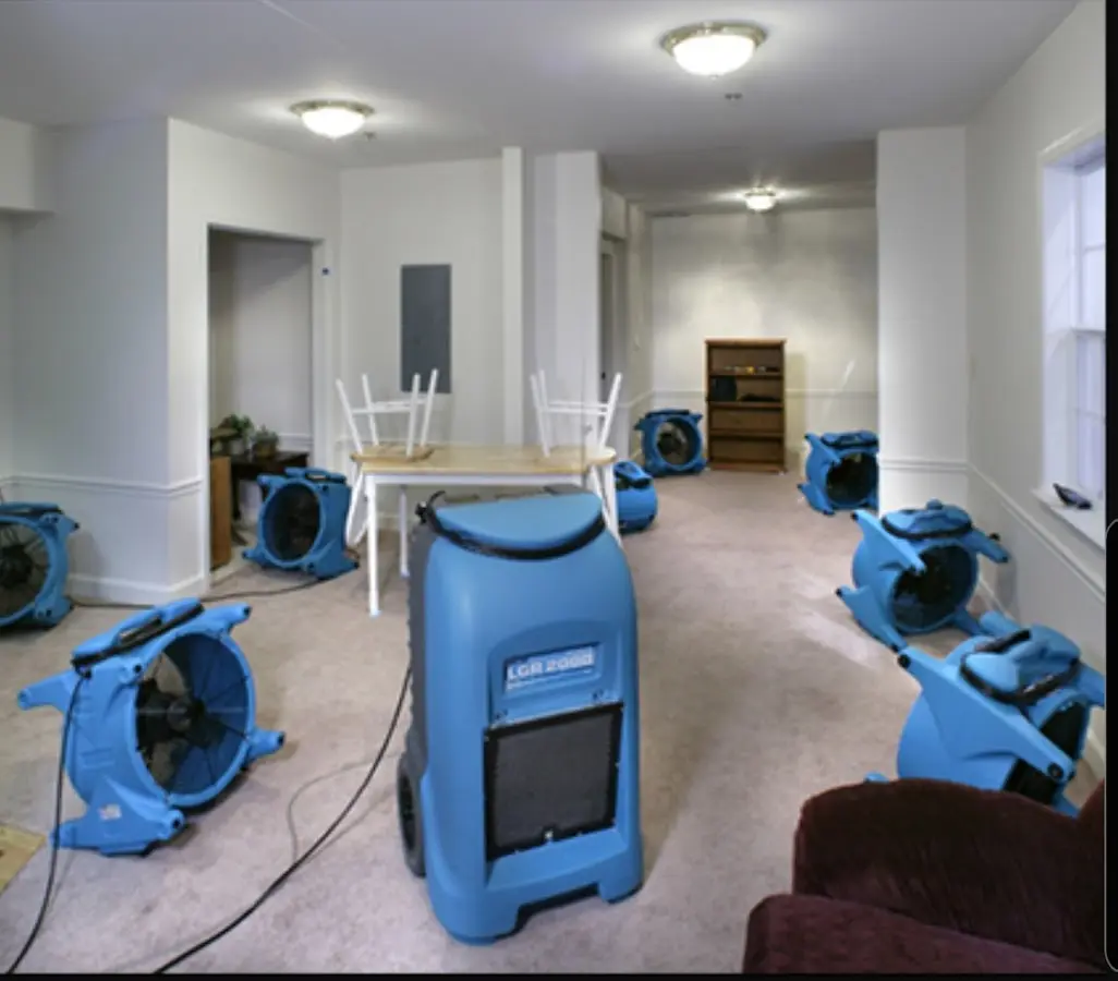 Air movers and dehumidifier setup for Water Damage Restoration in Kailua-Kona